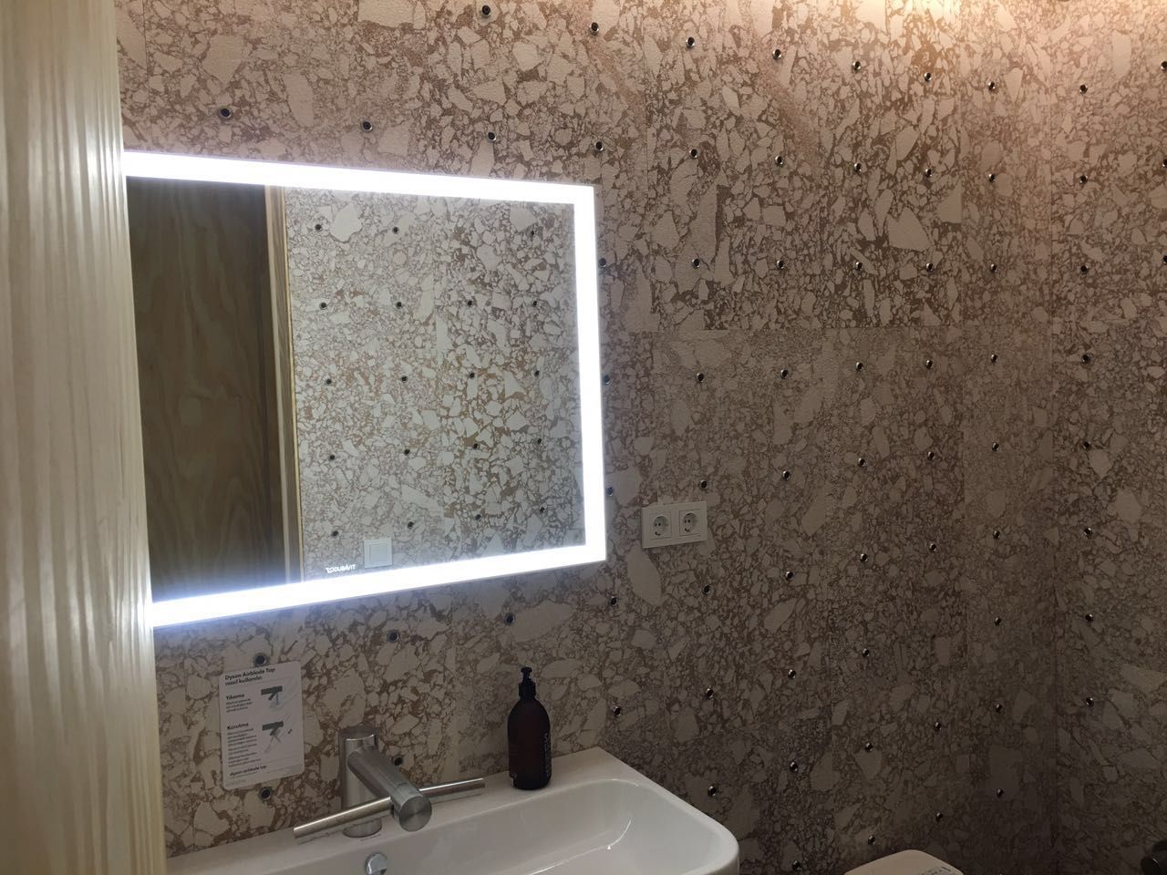 Toilet with Breccia Gold