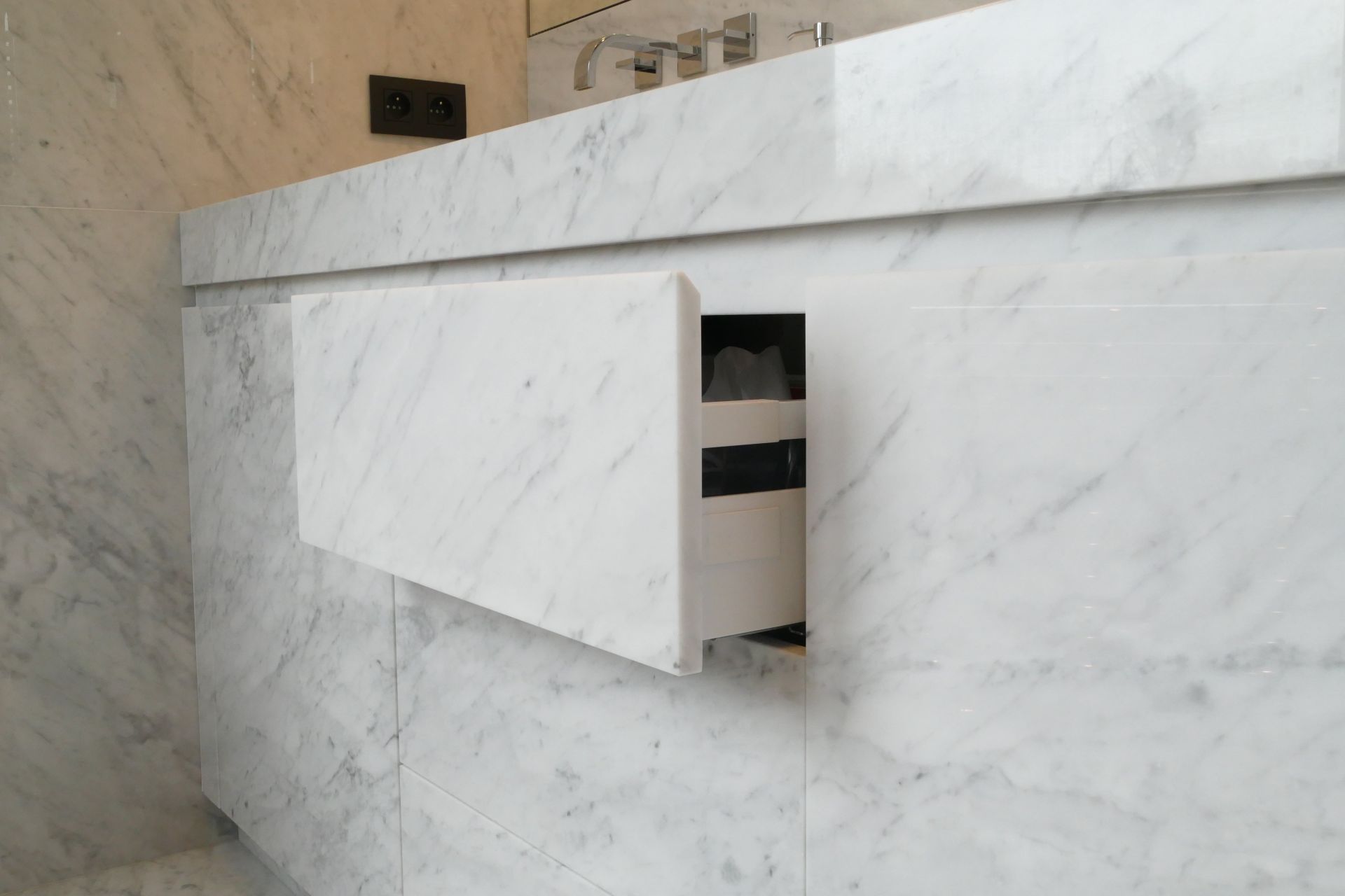 Salle de Bain Blanc de Carrare