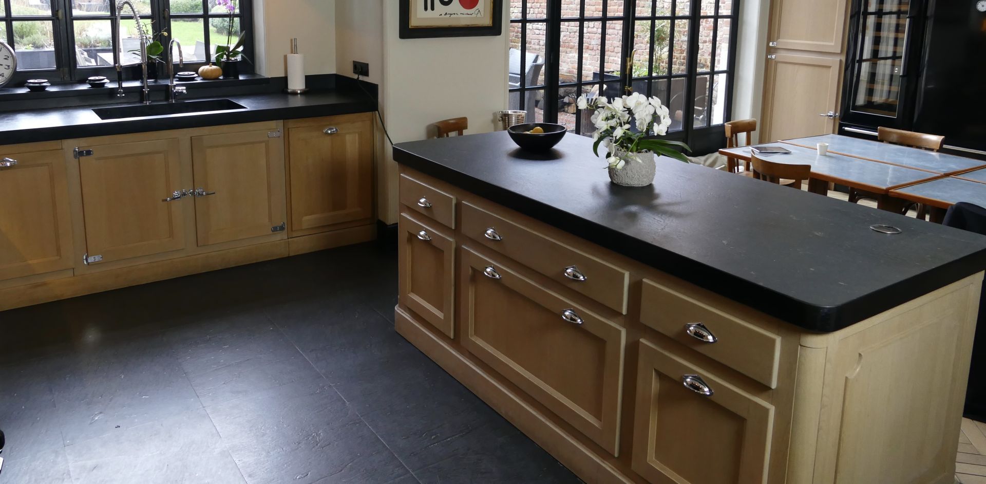 Kitchen with Schiste