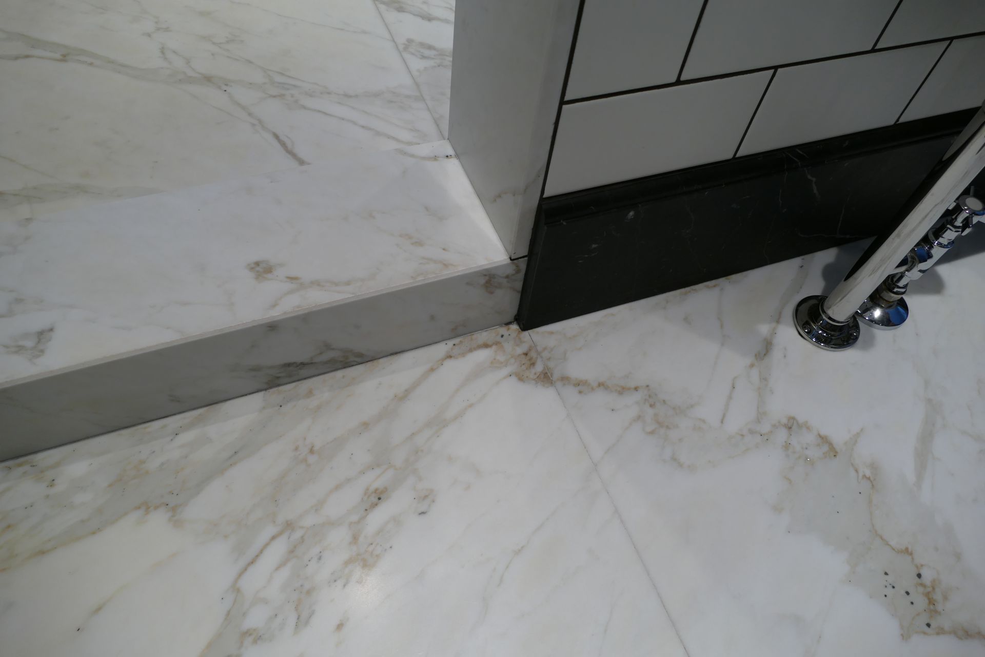 Salle de Douche en Calacatta