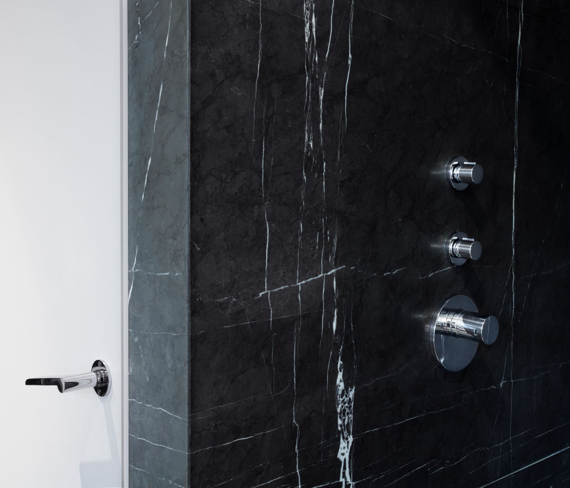 Salle de bain en Antracite Dark
