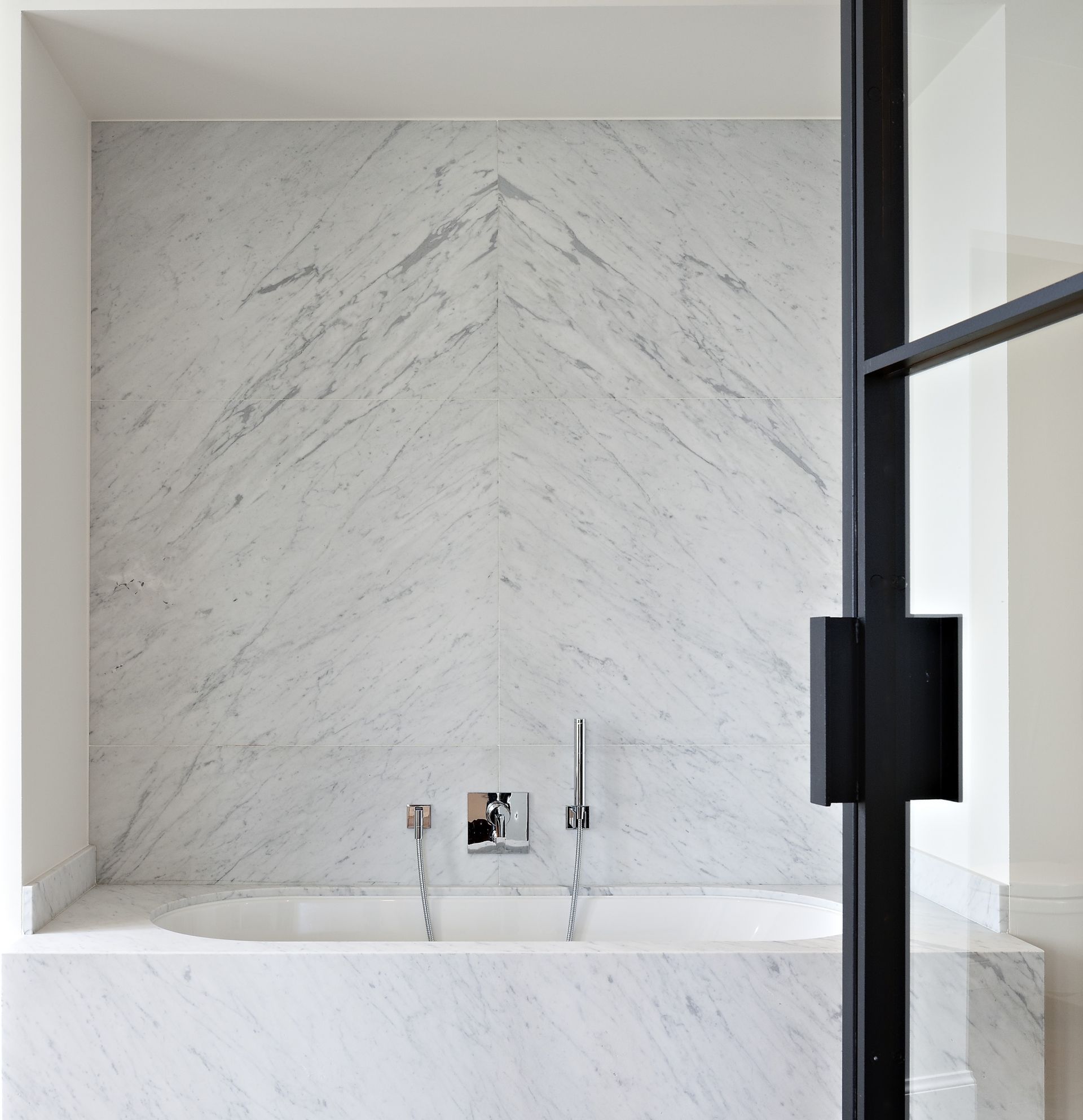 Bathroom with Azul Spring and Blanc de Carrare