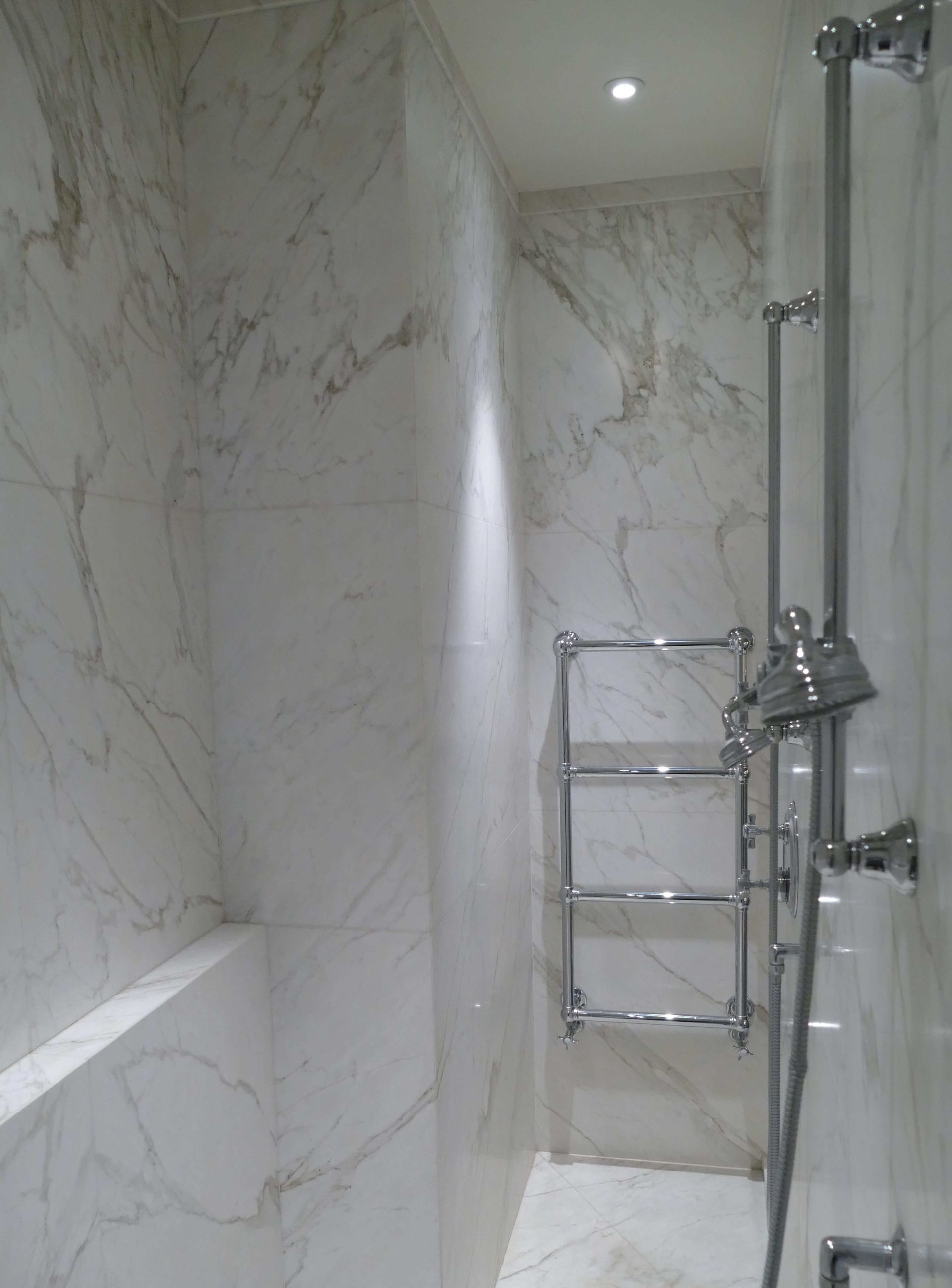 douche calacatta