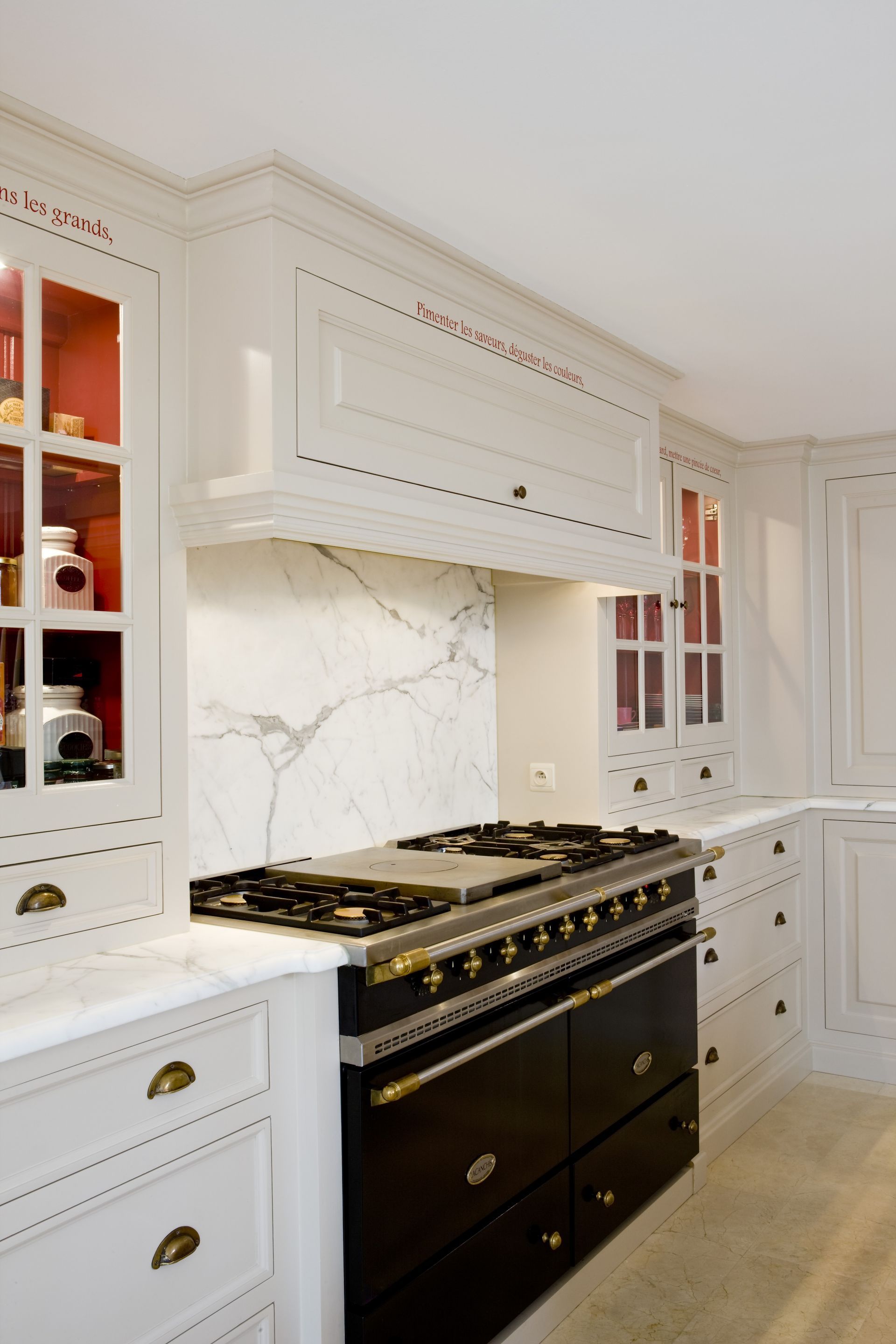 Kitchen with white Carrara C