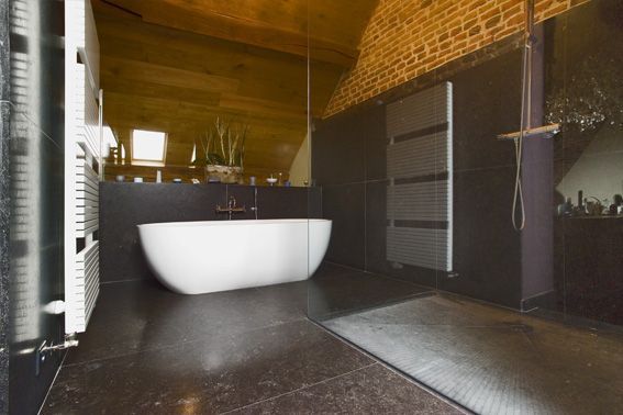 salle de bain en Pierre Bleue adoucie